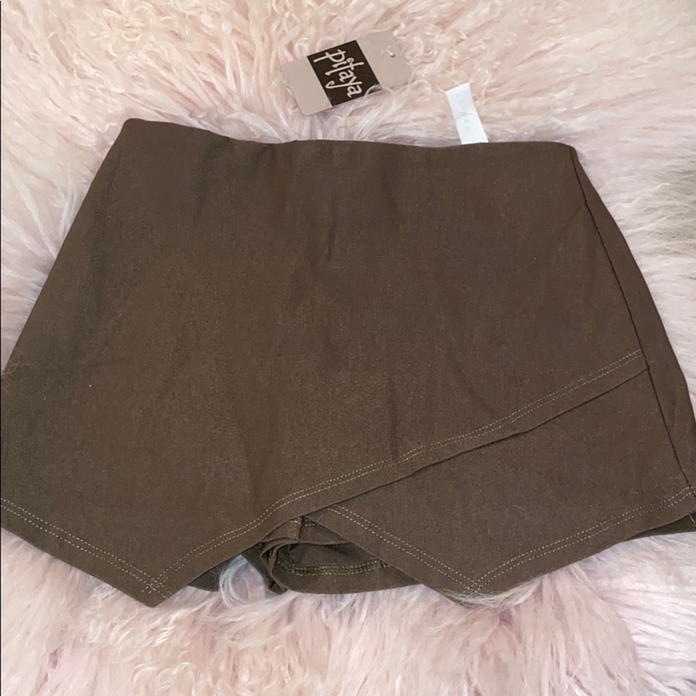 olive skort🤍